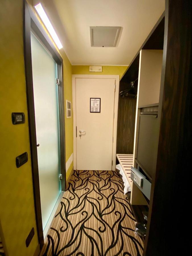 ארבוסקו Iris Hotel מראה חיצוני תמונה