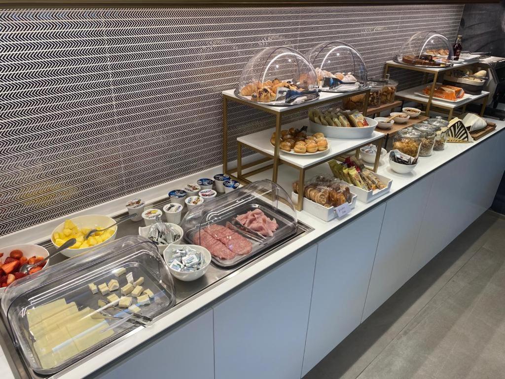 ארבוסקו Iris Hotel מראה חיצוני תמונה